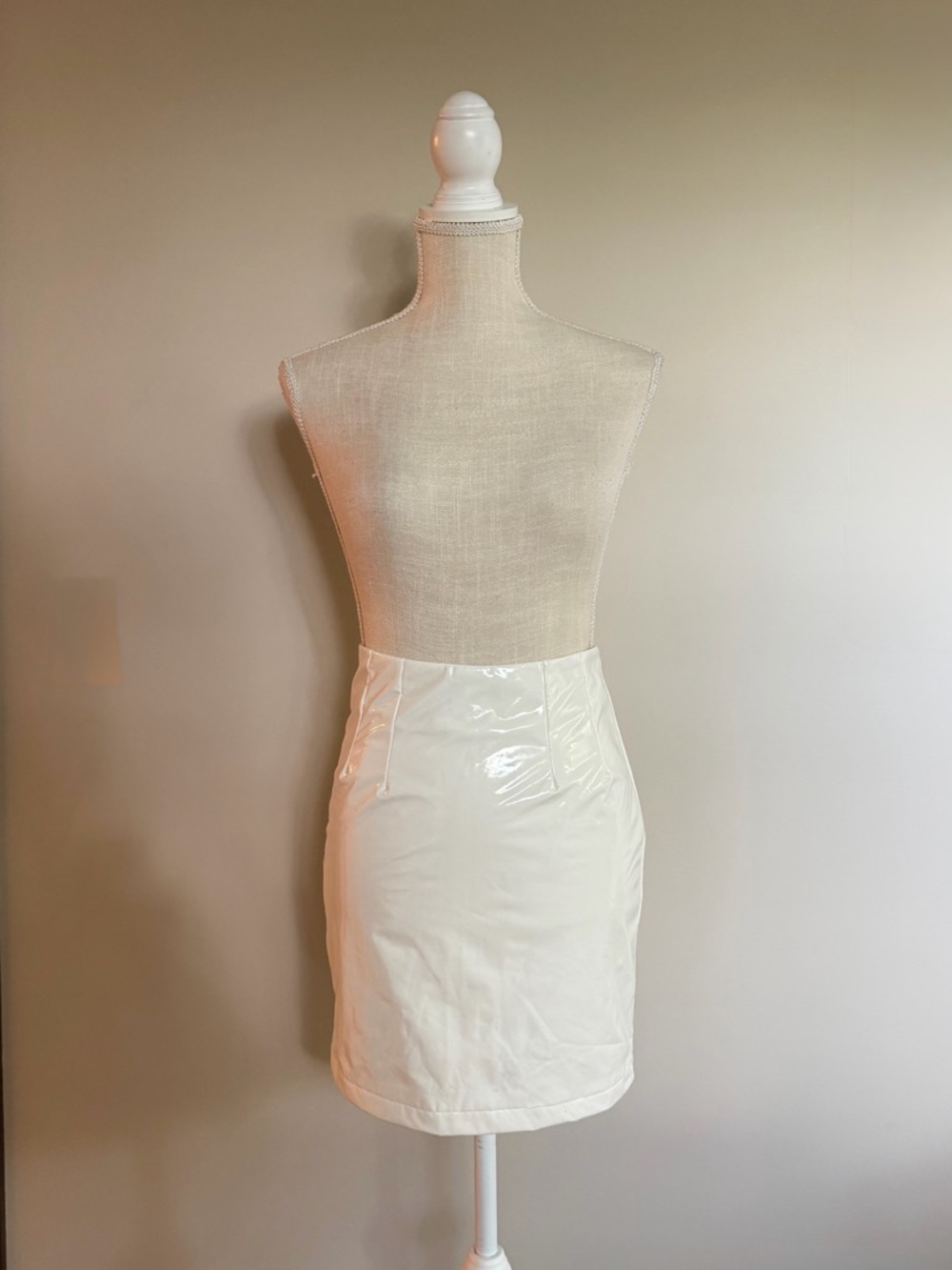 Womens White Skirt